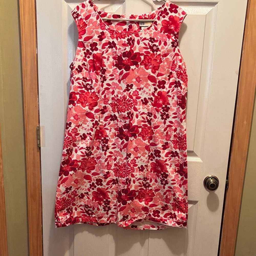 🌻Faded Glory Red and Pink Floral Mini Dress
